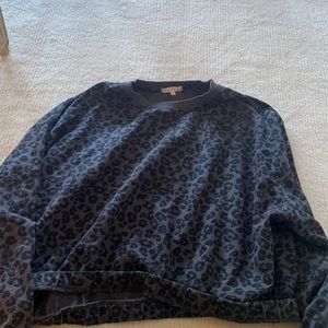 zsupply cropped cheetah sweatshirt